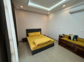 Studio Cosy Point E